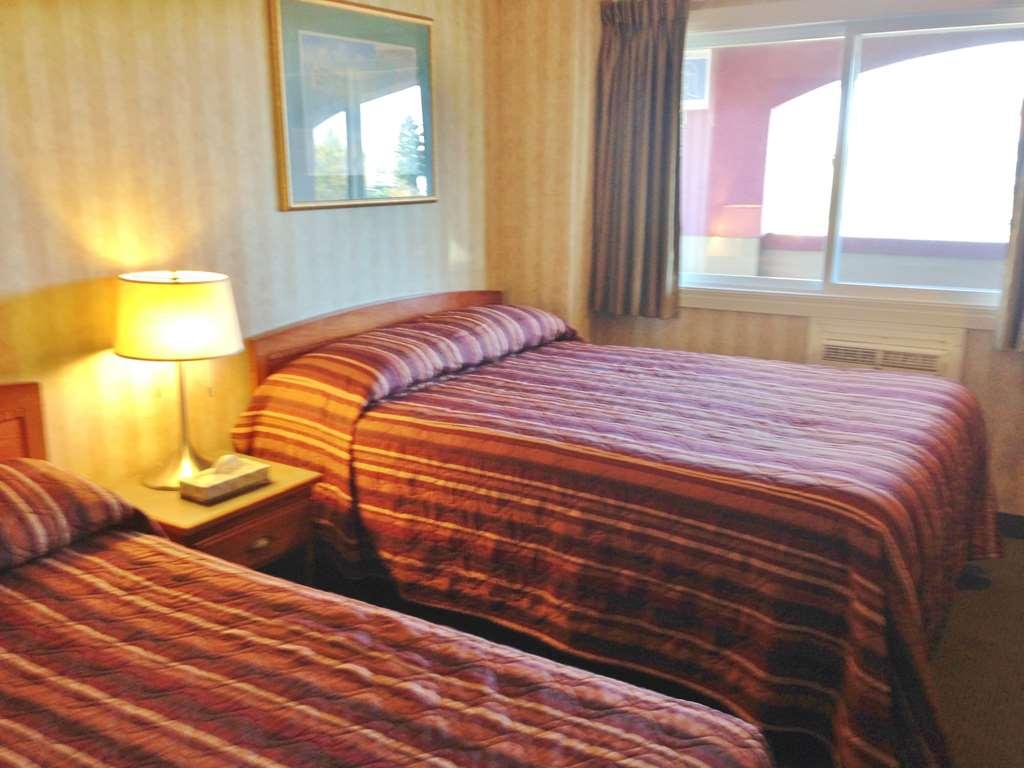 Canadas Best Value Inn Chinook Station YYC Szoba fotó