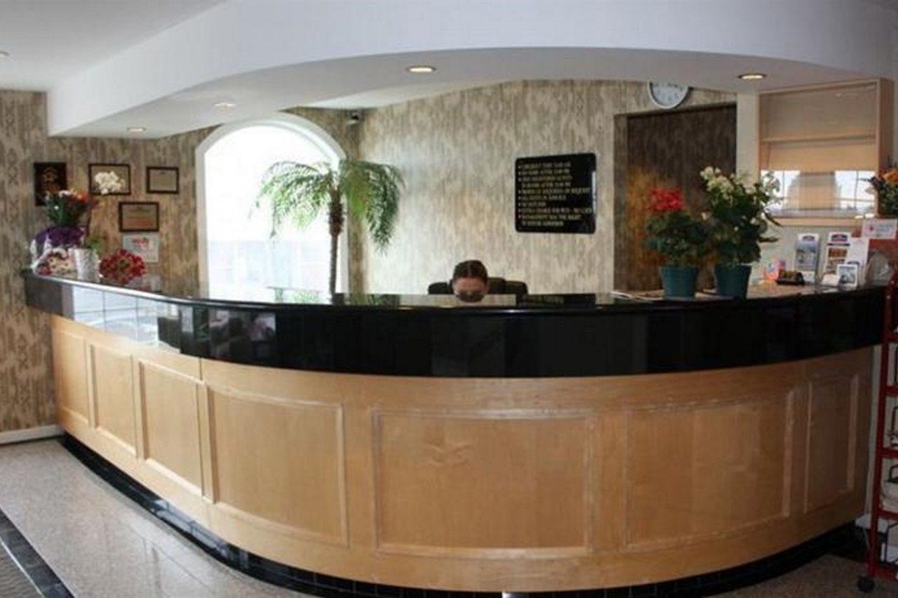 Canadas Best Value Inn Chinook Station YYC Kültér fotó