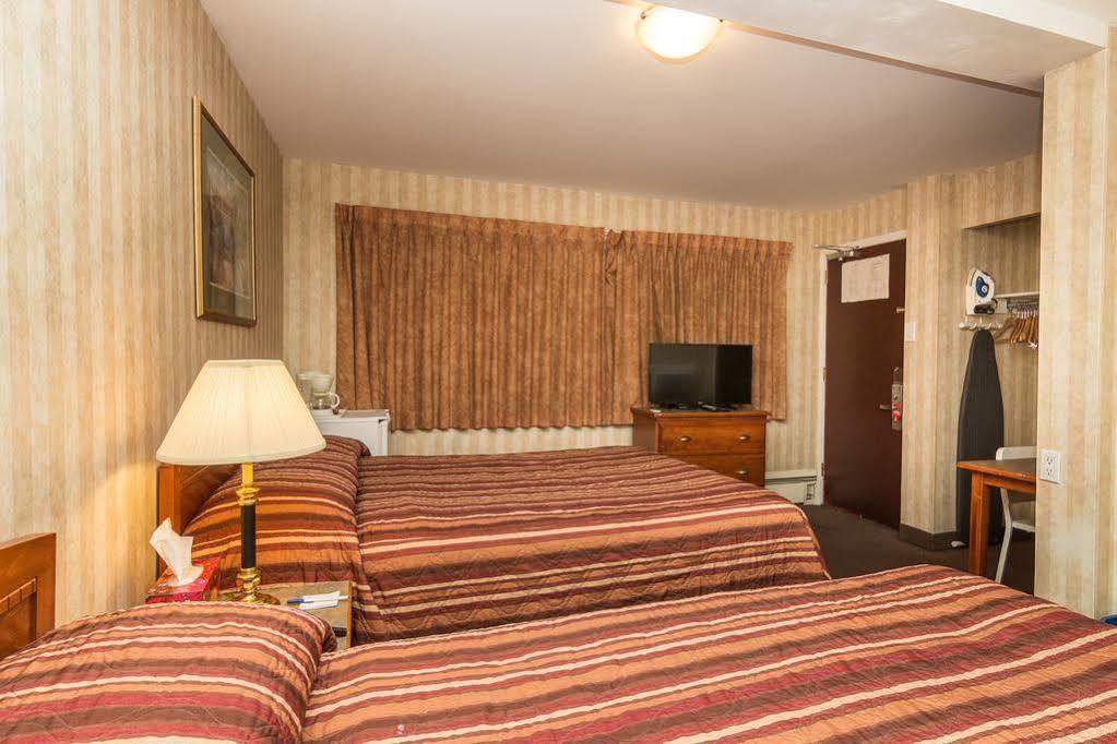 Canadas Best Value Inn Chinook Station YYC Kültér fotó