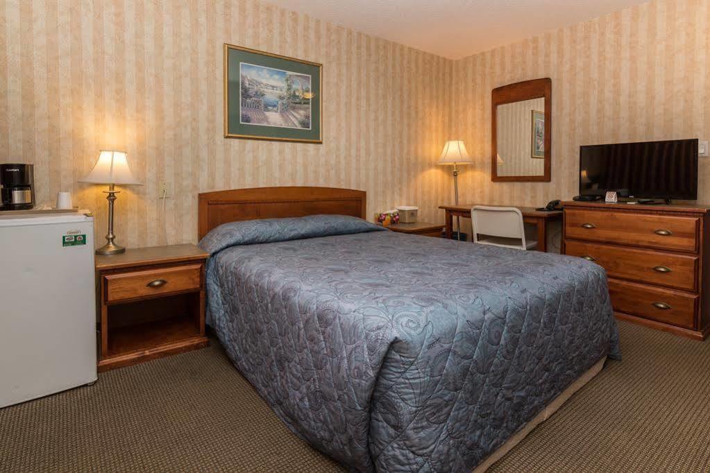 Canadas Best Value Inn Chinook Station YYC Kültér fotó