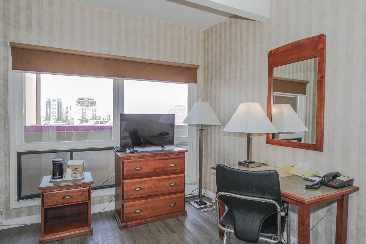 Canadas Best Value Inn Chinook Station YYC Kültér fotó